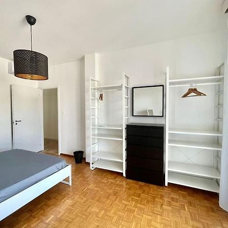 Leia Home W/Private Parking In Old Town Trieste Extérieur photo